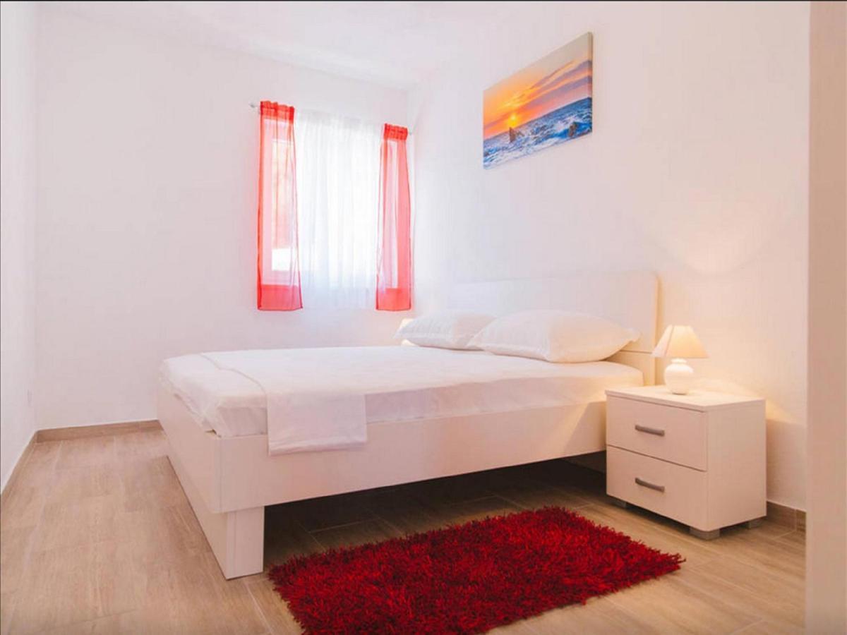 House Karlo Apartments Omiš Extérieur photo