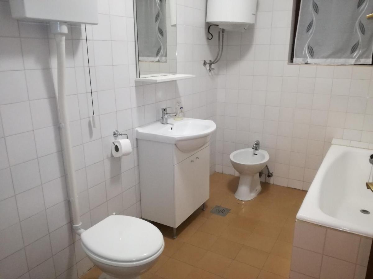 House Karlo Apartments Omiš Extérieur photo