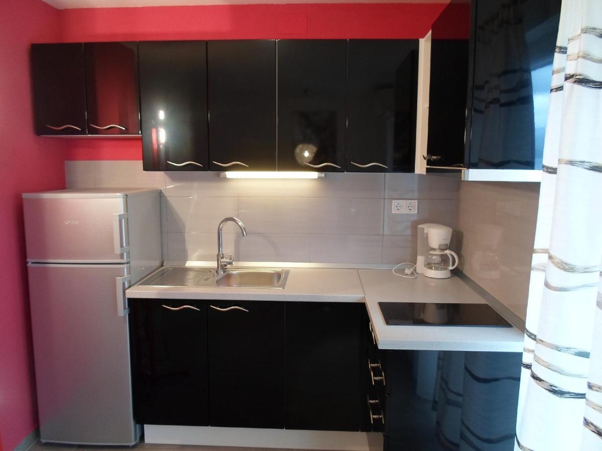 House Karlo Apartments Omiš Extérieur photo